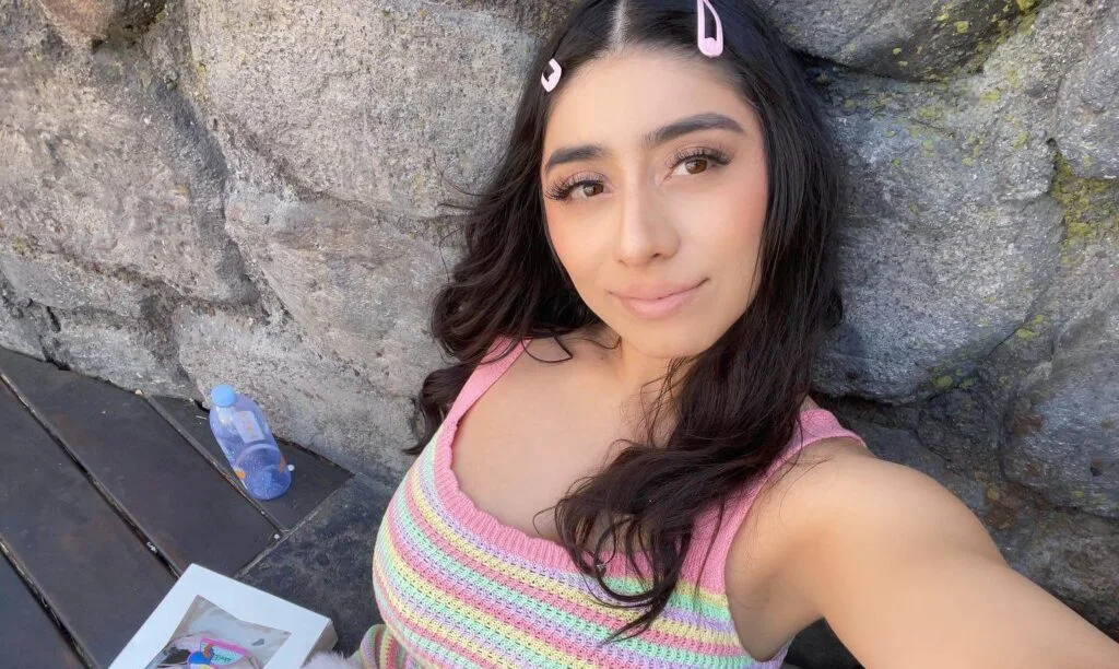 Violet Myers Net Worth