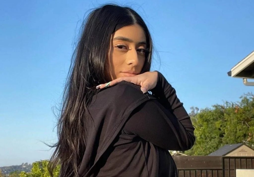 How Much Is Violet Myers Worth: The Bottom Line